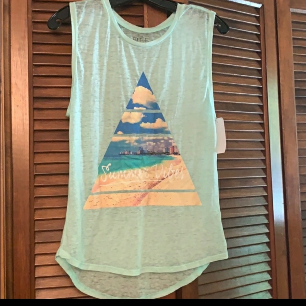 ××sold××New● Freeze summer vibes tank